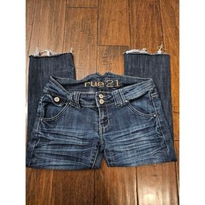 Rue21 RARE 3/4 Dark Wash Y2K Denim Capri Braided Back Low Rise Frayed Bling Crop